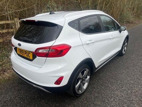 Ford Fiesta ACTIVE X 4