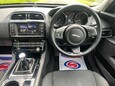 Jaguar XE SE 2