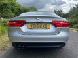 Jaguar XE SE 9