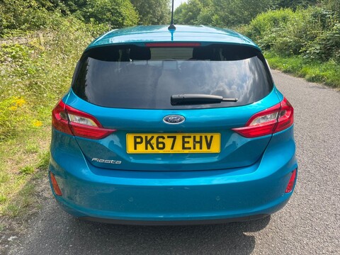 Ford Fiesta TITANIUM 9