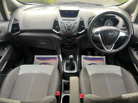 Ford Ecosport ZETEC 13