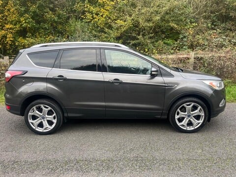 Ford Kuga TITANIUM TDCI 7