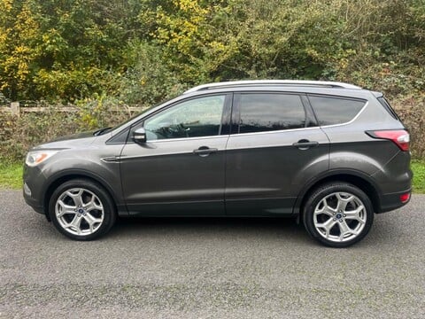 Ford Kuga TITANIUM TDCI 12