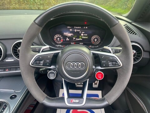 Audi TT TTRS TFSI QUATTRO 2