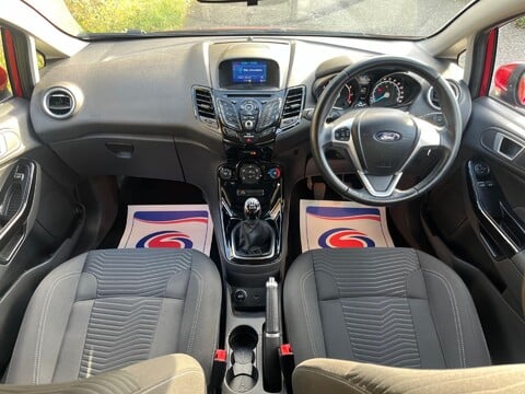 Ford Fiesta ZETEC 11