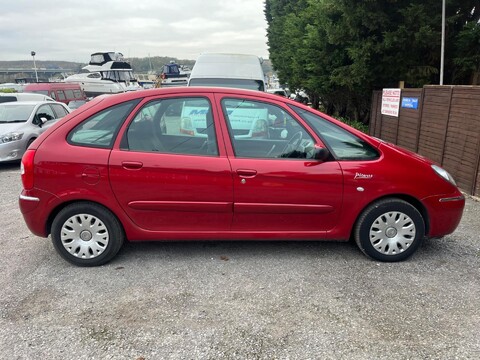 Citroen Xsara Picasso DESIRE 16V 4