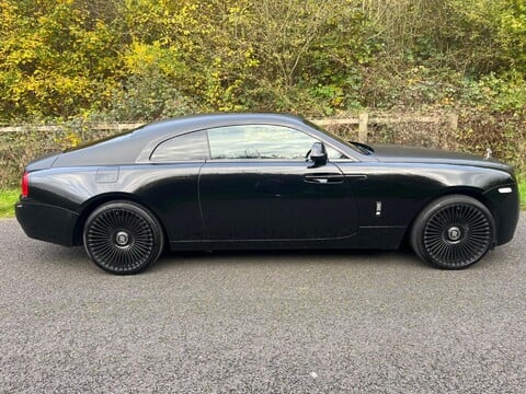 Rolls-Royce Wraith V12 8