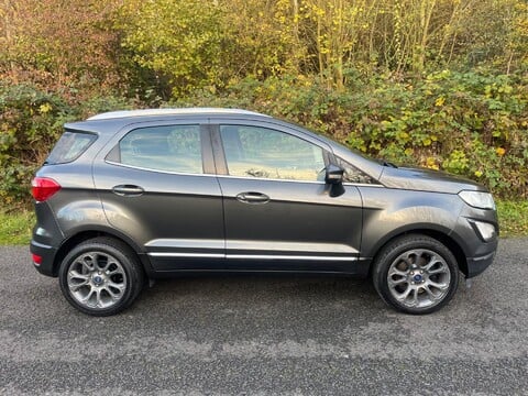 Ford Ecosport TITANIUM 6