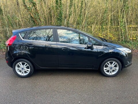 Ford Fiesta ZETEC 6