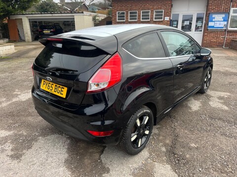 Ford Fiesta ZETEC BLACK EDITION AUTUMN 6