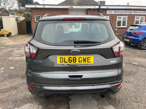 Ford Kuga ST-LINE 7