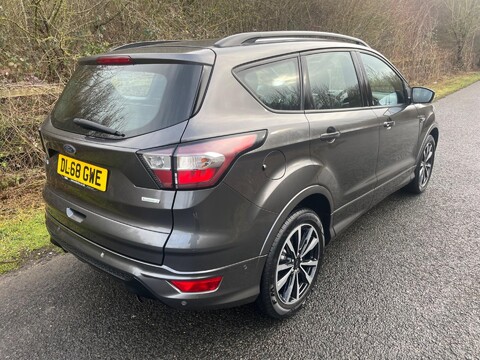 Ford Kuga ST-LINE 8