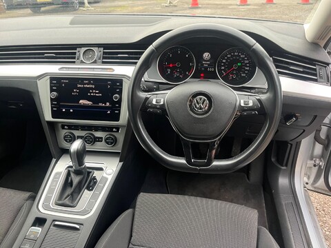 Volkswagen Passat SE BUSINESS TDI BLUEMOTION TECHNOLOGY DSG 12