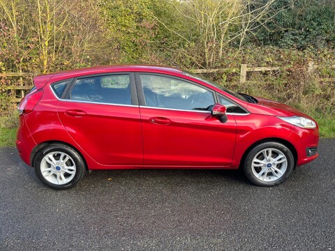 Ford Fiesta ZETEC 6