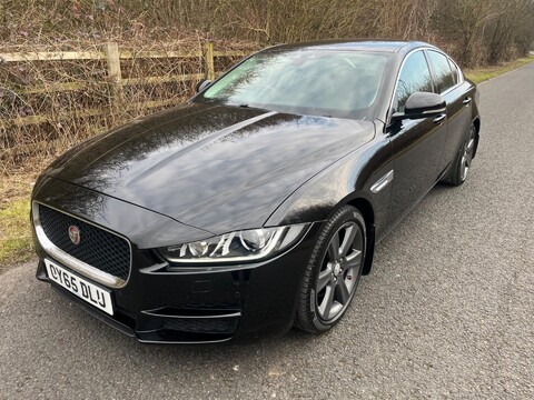 Jaguar XE PORTFOLIO 10