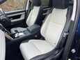 Land Rover Discovery Sport R-DYNAMIC HSE 16