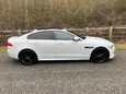 Jaguar XE D R-SPORT 7