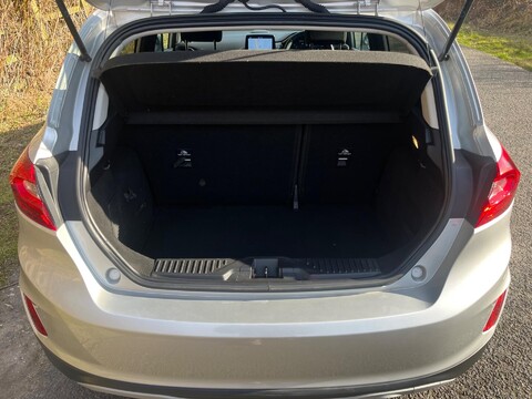 Ford Fiesta ACTIVE 1 20