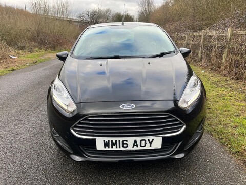 Ford Fiesta ZETEC 9