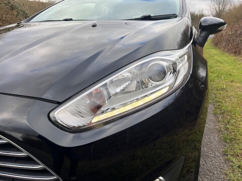 Ford Fiesta ZETEC 20