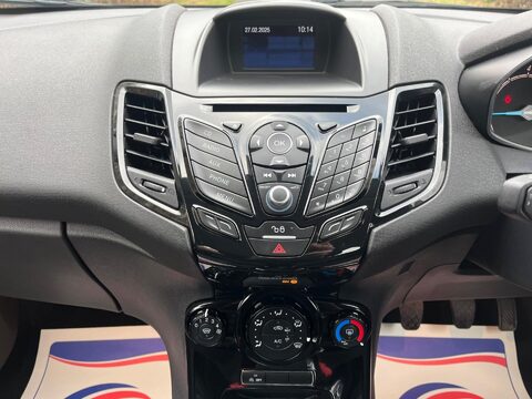 Ford Fiesta ZETEC 3
