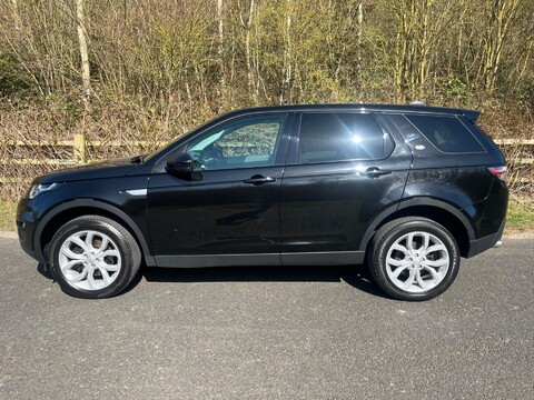 Land Rover Discovery Sport TD4 HSE 11