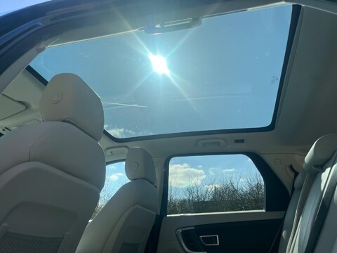 Land Rover Discovery Sport TD4 HSE 23