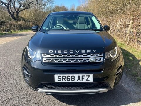 Land Rover Discovery Sport TD4 HSE 9