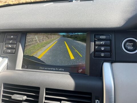 Land Rover Discovery Sport TD4 HSE 16
