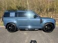 Land Rover Defender S 7