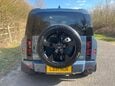 Land Rover Defender S 11