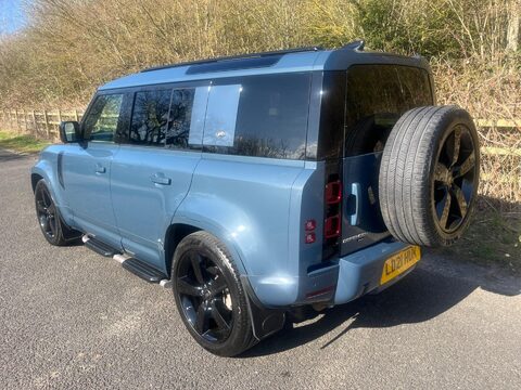 Land Rover Defender S 14