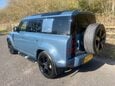Land Rover Defender S 14