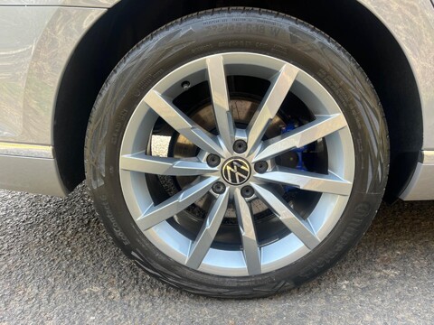 Volkswagen Passat GTE ADVANCE DSG PHEV 13