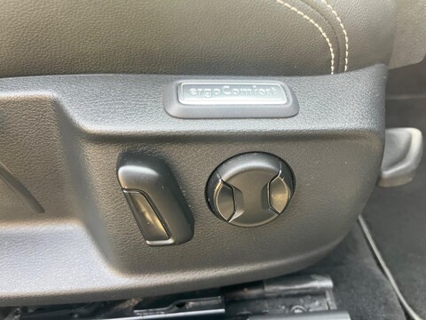 Volkswagen Passat GTE ADVANCE DSG PHEV 22