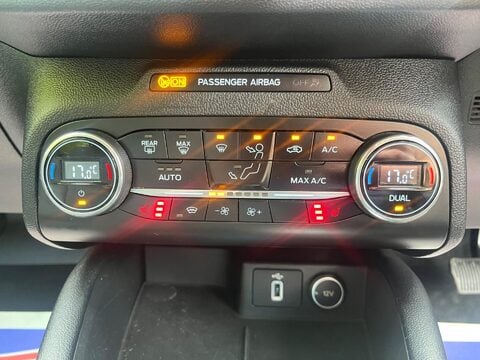 Ford Focus TITANIUM X TDCI 24