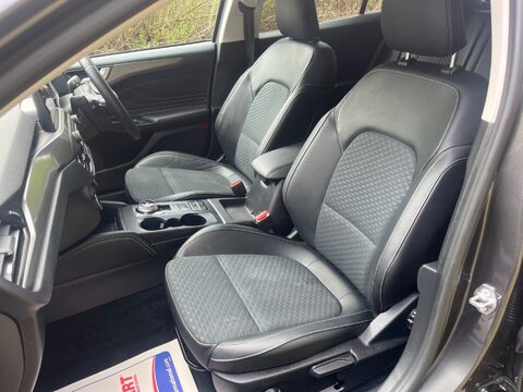 Ford Focus TITANIUM X TDCI 16
