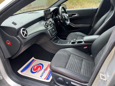 Mercedes-Benz CLA Class CLA220 CDI AMG SPORT 18
