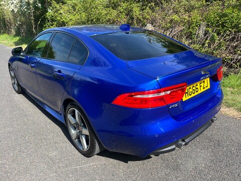 Jaguar XE GTDI R-SPORT 12