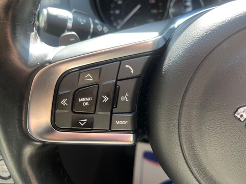 Jaguar XE GTDI R-SPORT 23