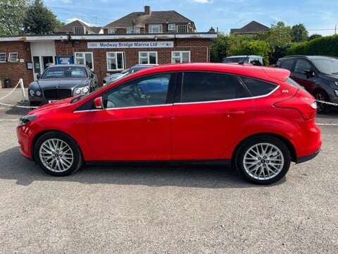 Ford Focus ZETEC 6