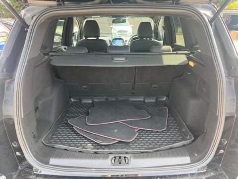 Ford Kuga ST-LINE TDCI 4