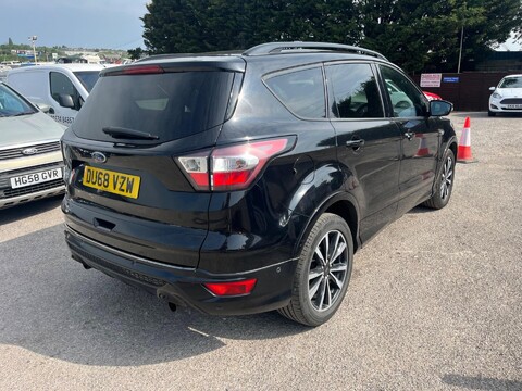 Ford Kuga ST-LINE TDCI 11