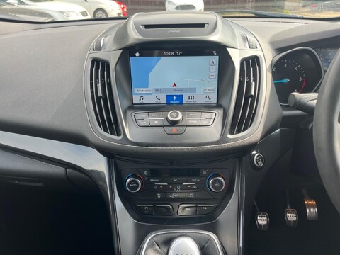 Ford Kuga ST-LINE TDCI 3