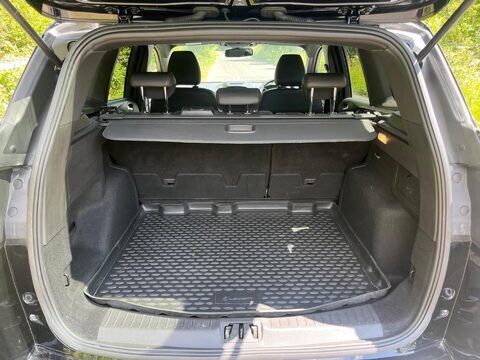 Ford Kuga ST-LINE TDCI 3