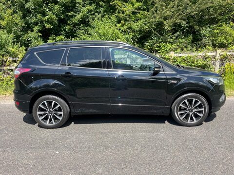 Ford Kuga ST-LINE TDCI 6