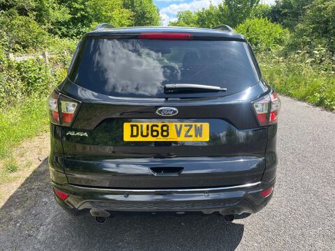 Ford Kuga ST-LINE TDCI 8