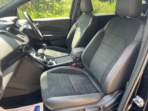 Ford Kuga ST-LINE TDCI 14
