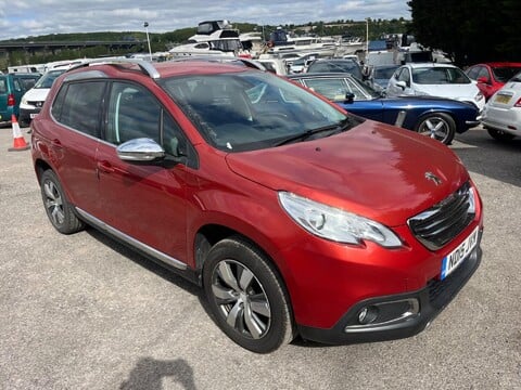 Peugeot 2008 S/S ALLURE 4
