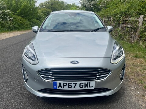 Ford Fiesta ZETEC 9